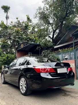 Honda Accord 2013 2.4 VTI-L