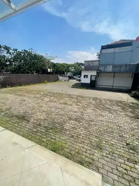 DISEWAKAN Gedung untuk ex kantor Lokasi strategis soeta