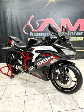 Zx25R ABS Qs 4cilinder 4 KM.2rb Pearl White. Anugerah motor rungkut