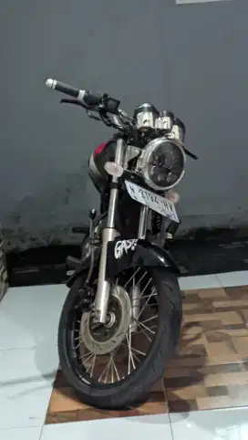 Honda Megapro Primus tahun 2006(sudah modif siap pakai)