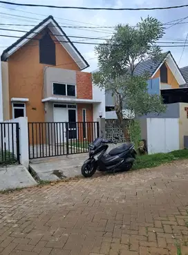 Over Kredit 75jt Nego,Rumah Hook Hadap Fasum