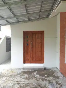 DIJUAL RUMAH 410 JT / DISEWAKAN