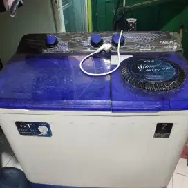 Mesin cuci Aqua 2 tabung (9kg)