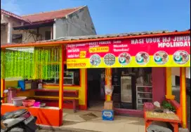 Dibutuhkan karyawan untuk di rumah makan