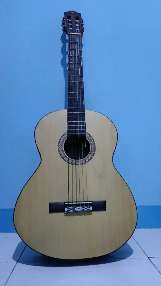 Gitar Yamaha Clasic 315
