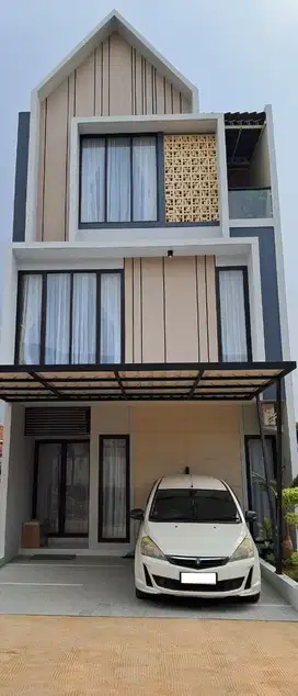 Rumah 3 LT cluster Pinggir Jalan Raya Pejaten Pasar Minggu Jaksel