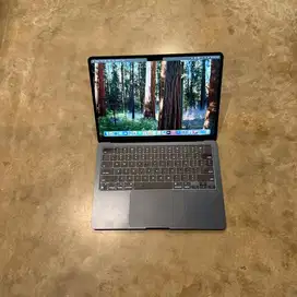Macbook Air M3 8/256 13 inch 2023 Midnight Masih Garansi