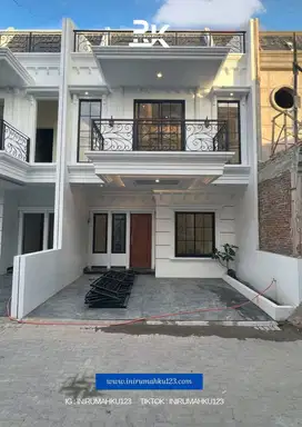 RUMAH AMERICAN CLASSIC DI JAKARTA SELATAN
