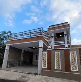 Dijual Rumah Luxury 2 Lt dengan Pool di Purwomartani, Kalasan, Sleman