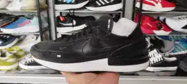 Sepatu Second Nike Waffle One