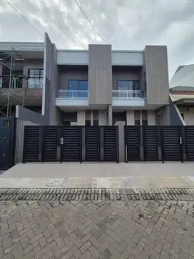 DIJUAL 2 RUMAH KEMBAR BARU SIAP HUNI VILLA KALIJUDAN INDAH, Surabaya T