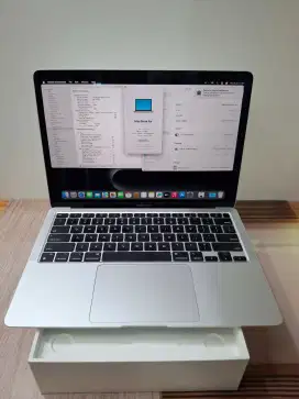 Second macbook air m1 8/512 silver ibox