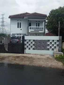 Rumah Siap Huni Lokasi Strategis di Jl. Raya Gunung Puntang, Cimaung