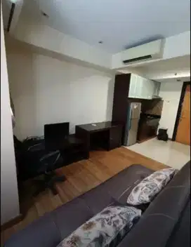 Apartemen Puncak Permai 2BR jadi 1BR furnish bagus