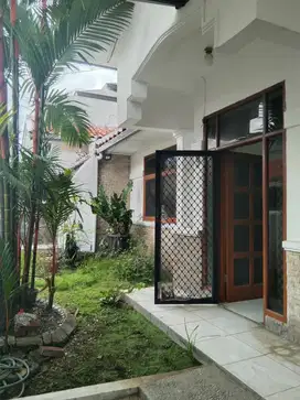 Dijual Rumah Cantik Nyaman Di Taman Sakura Indah Soekarno Hatta
