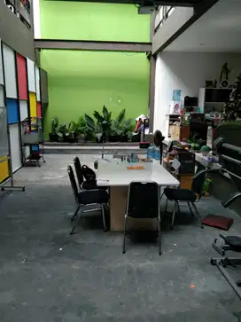 Rumah (+ Tempat Usaha) Di Lokasi Strategis Jalan Cilaki