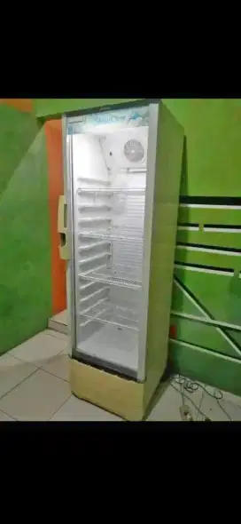 Jual bu showcase kulkas pendingin minuman ukuran tinggi merk POLYTRON