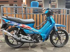 Yamaha F1Z 1996 full paper