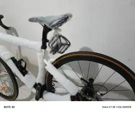 ROADBIKE SPECTRE 4