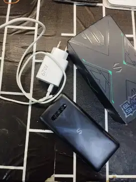 Black Shark 4 5G 8/512 GB Fullset