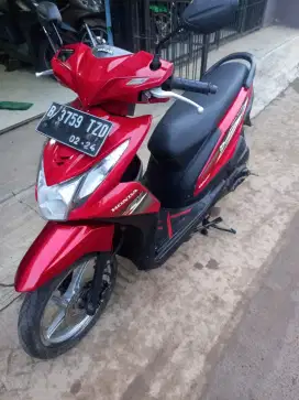 Beat fi 2014 merah