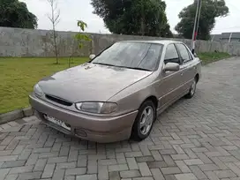 Hyundai Elantra 1996 Bensin