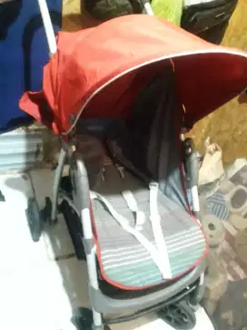 Stroller graco merah