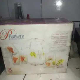 Di jual cepat Teko kaca satu set (ad gelas nya )