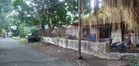 RUMAH TERHITUNG HARGA TANAH  BELAKANG MATOS DEKAT KOTA MALANG