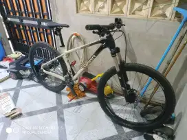 Polygon Xtrada 6 deore