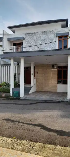 Dijual Rumah 2 Lt di Graha Sudirman Purwokerto | Perum Elit