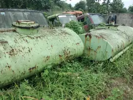 Tangki minyak serba guna
