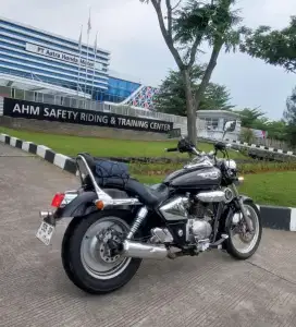 Honda Phantom 2004 / Bukan motor custom