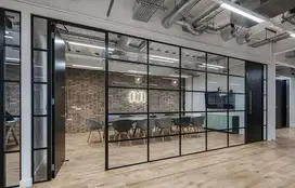 Partisi aluminium kaca untuk rumah, kantor, toko, dan gedung.