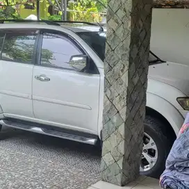 DIJUAL MITSUBISHI PAJERO SPORT 2.5 HP-E (4X2) 5 A/T TH 2014