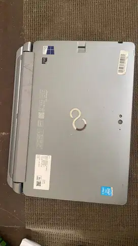 fujitsu arrows tab q665/l