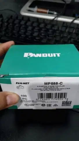 Rj panduit MP 588 - C
