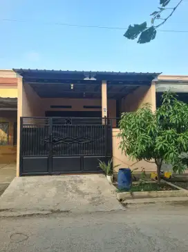 Di jual cepat Rumah komersil