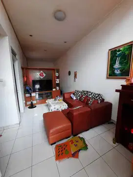 Dijual rumah siap huni lt.90m di Regency Melati Mas, Serpong
