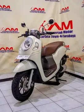 Istimewa Honda Scoopy prestige tahun 2024 white matte