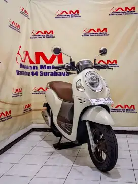 Istimewa Honda Scoopy prestige tahun 2024 white matte