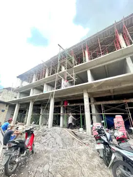 Ruko 4Lt Bangunan Baru di Demangan Baru