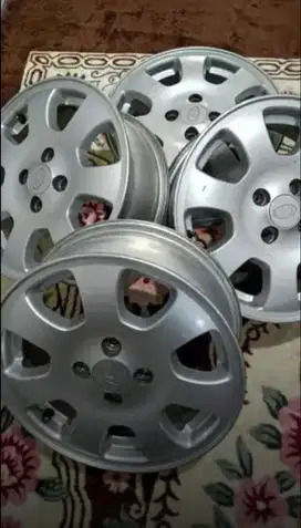 Velg hyundai avega