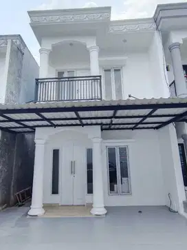 Rumah 2 Lantai Design Classic Minimalis Lokasi Dekat Graha Raya