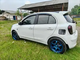Nissan March 2013 Bensin