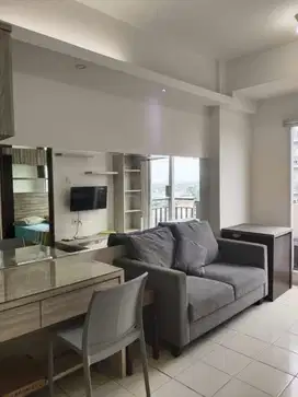 DIJUAL CEPAT 2BR FULL FURNIS SIAP HUNI PURI PARK VIEW