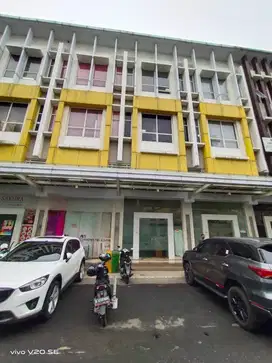 ruko rapih summarecon bekasi emerald komplek aman