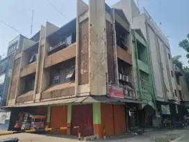 Ruko Hook Murah Daerah Kota Tua Jakarta Barat, Lokasi Strategis,Renov