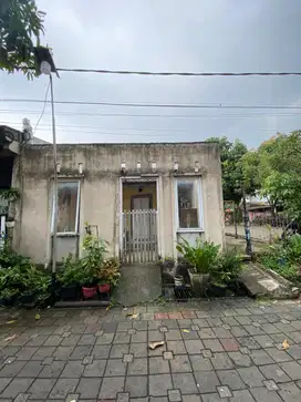 Rumah dijual di pasar Kemis Kotabumi