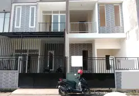 Rumah Gunung Anyar Tambak Iv, Surabaya Ada 3 Unit Bisa Nego